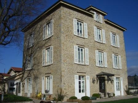 Maison de Maitre proche de Lyon, 8 minutes du centre, belle vue