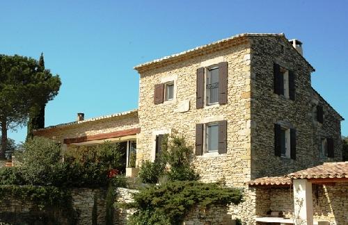 Maison sur les hauteurs de Gordes, face au Luberon avec vue extraordinaire