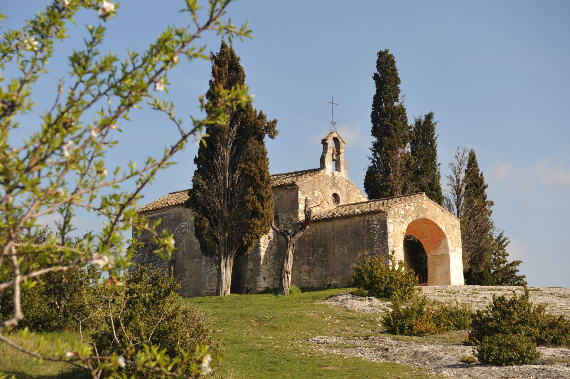 La chapelle d'Eygalières dans les Alpilles 