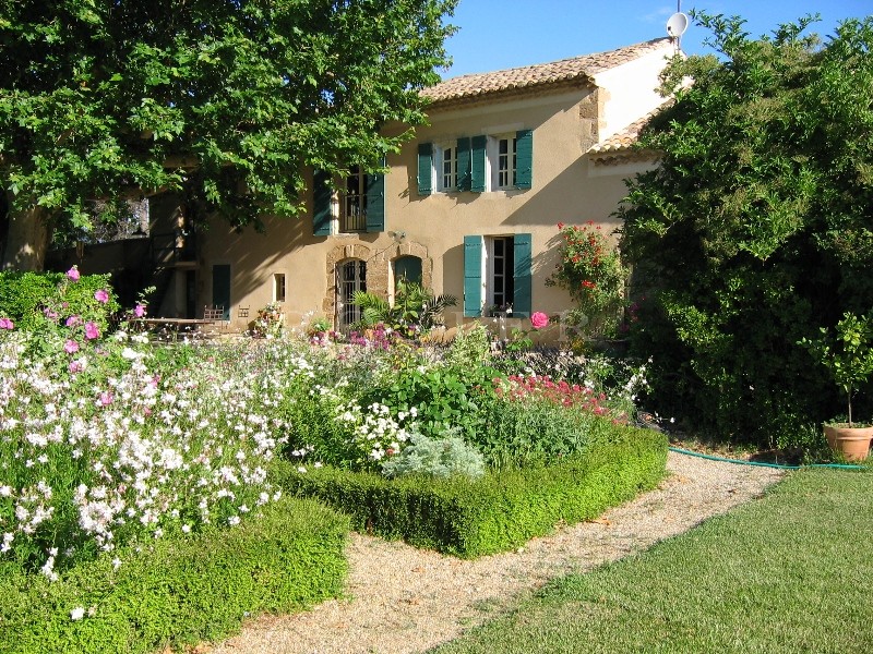 Mas du XVIIIème siècle restauré proche du Luberon, Provence  