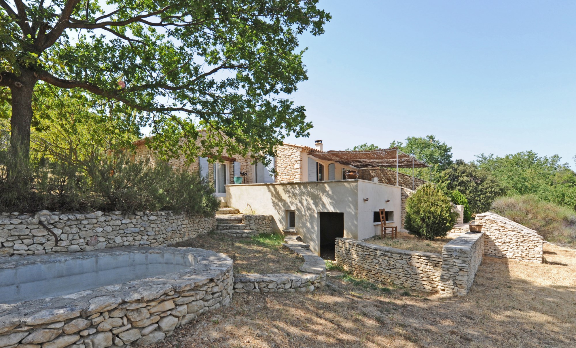 Maison en pierres de pays à vendre par ROSIER