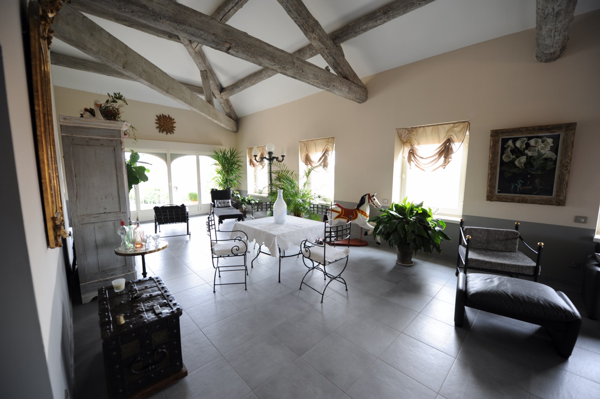 Grand appartement avec balcon à vendre aux portes du Luberon