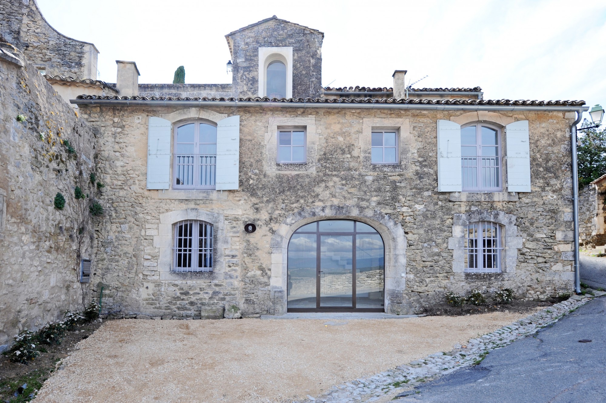 Luberon - Charmante maison de village avec vue   