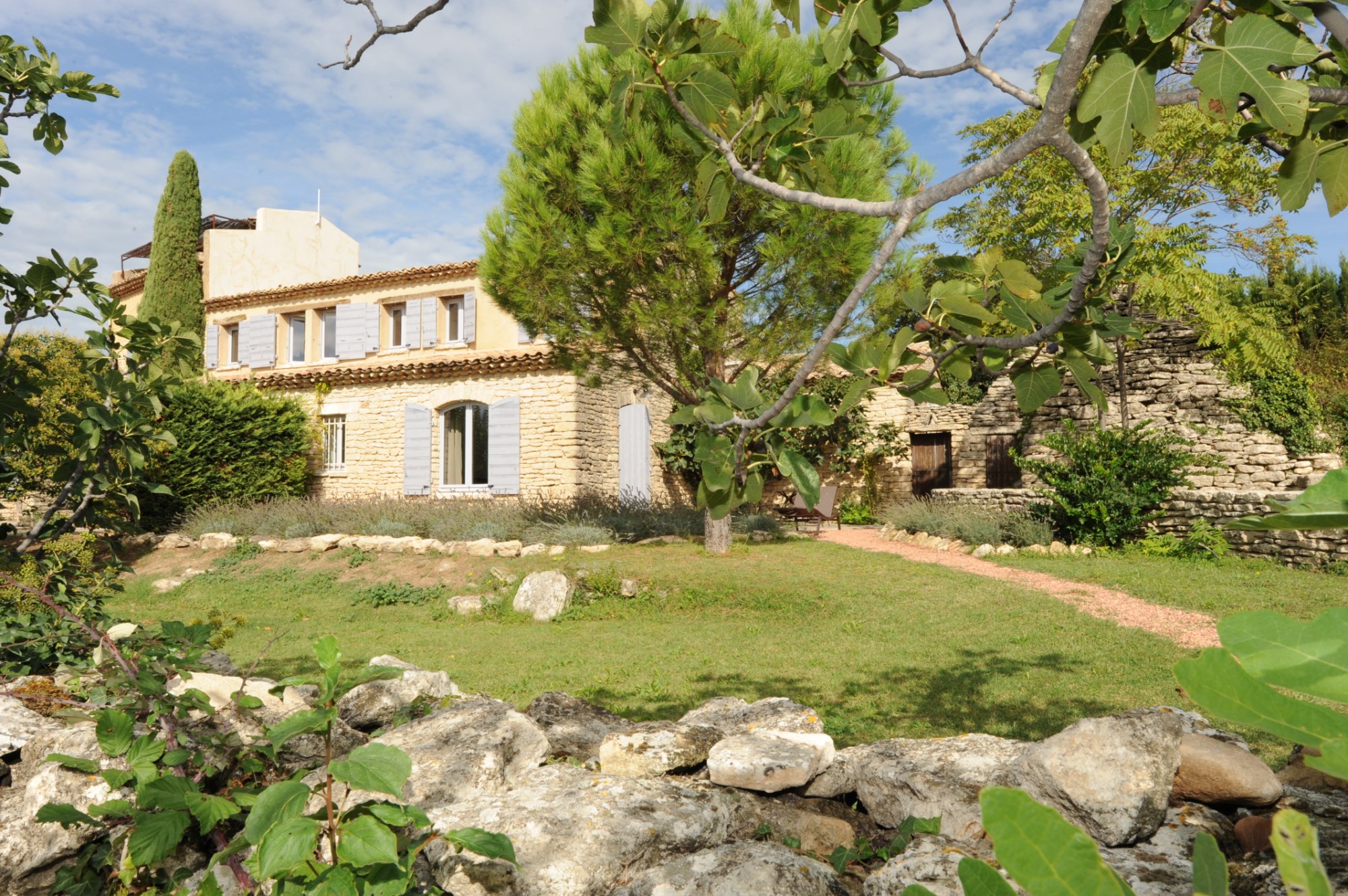 Belle propriété en pierres en Luberon