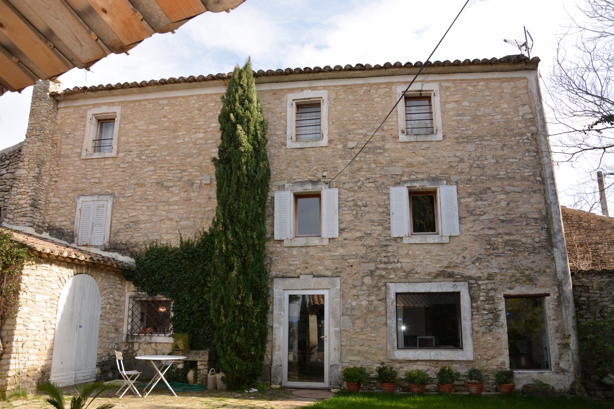Authentique maison de hameau à vendre en Luberon