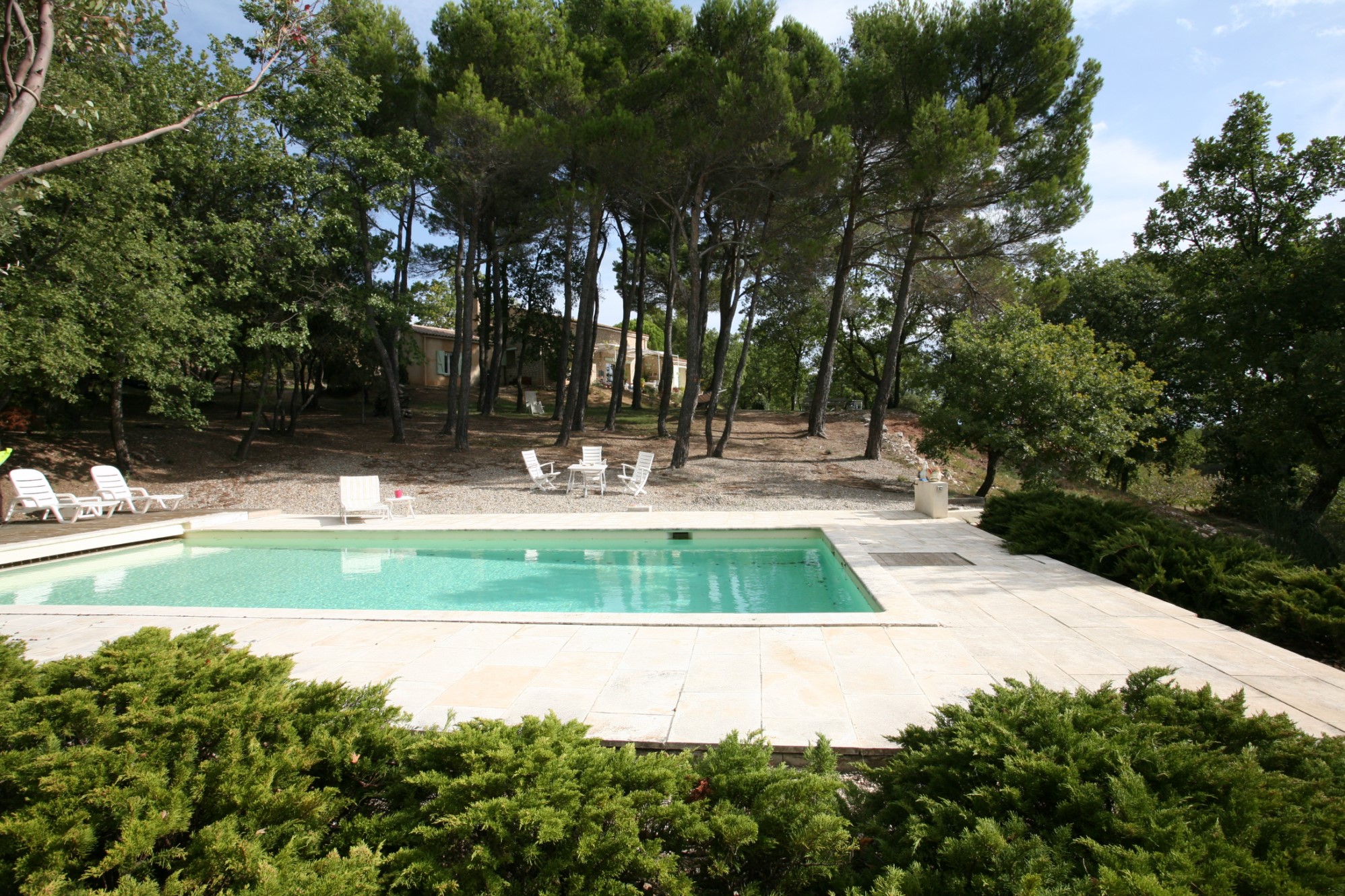 Maison avec piscine et vue à vendre à Gordes