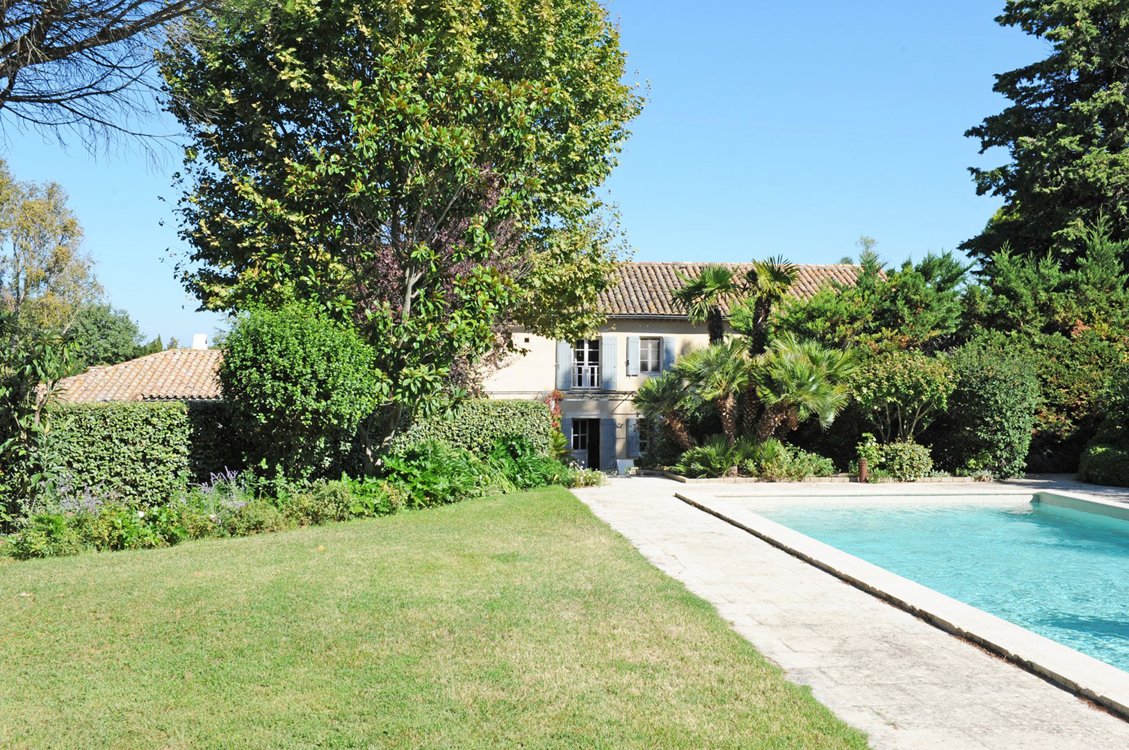 Propriété d'agrément avec piscine à vendre dans les Alpilles