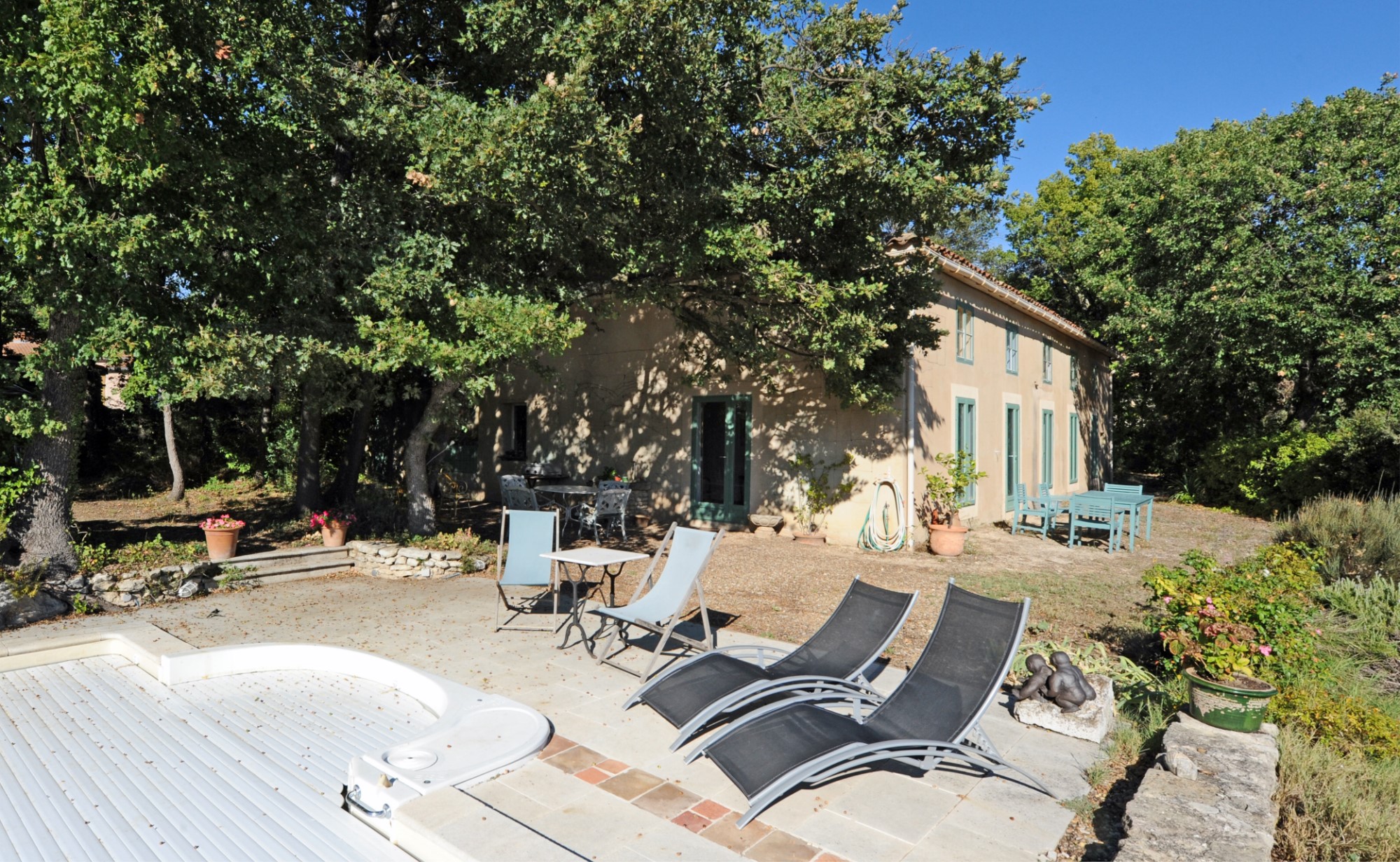 Bastide avec dépendance à vendre en Provence