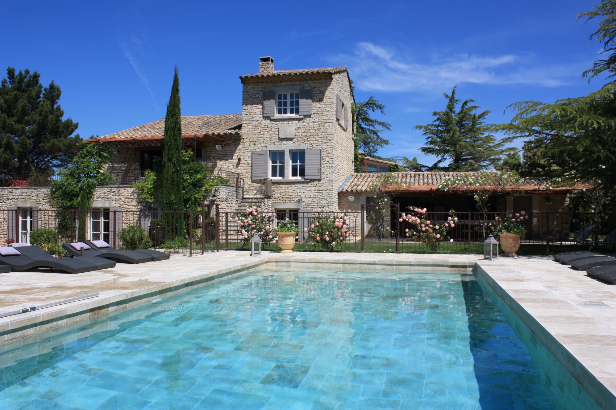 Propriété avec piscine dans le Luberon