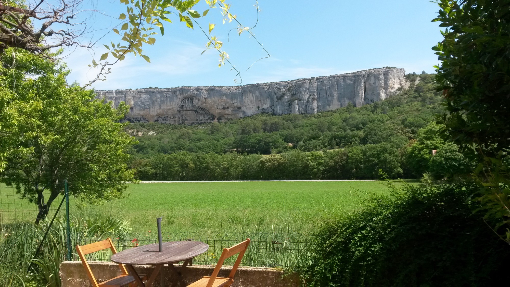 Luberon - Maison de hameau avec jolie vue   
