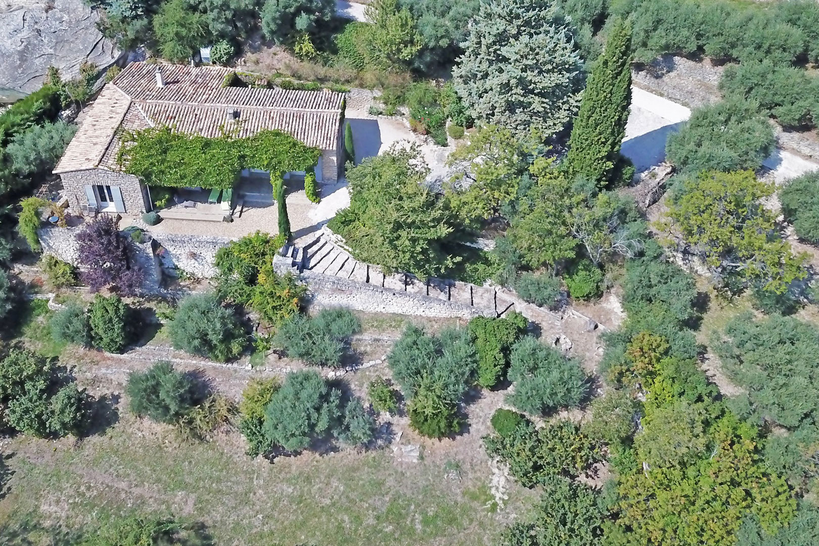 Luberon maison de village avec vues exceptionnelles   