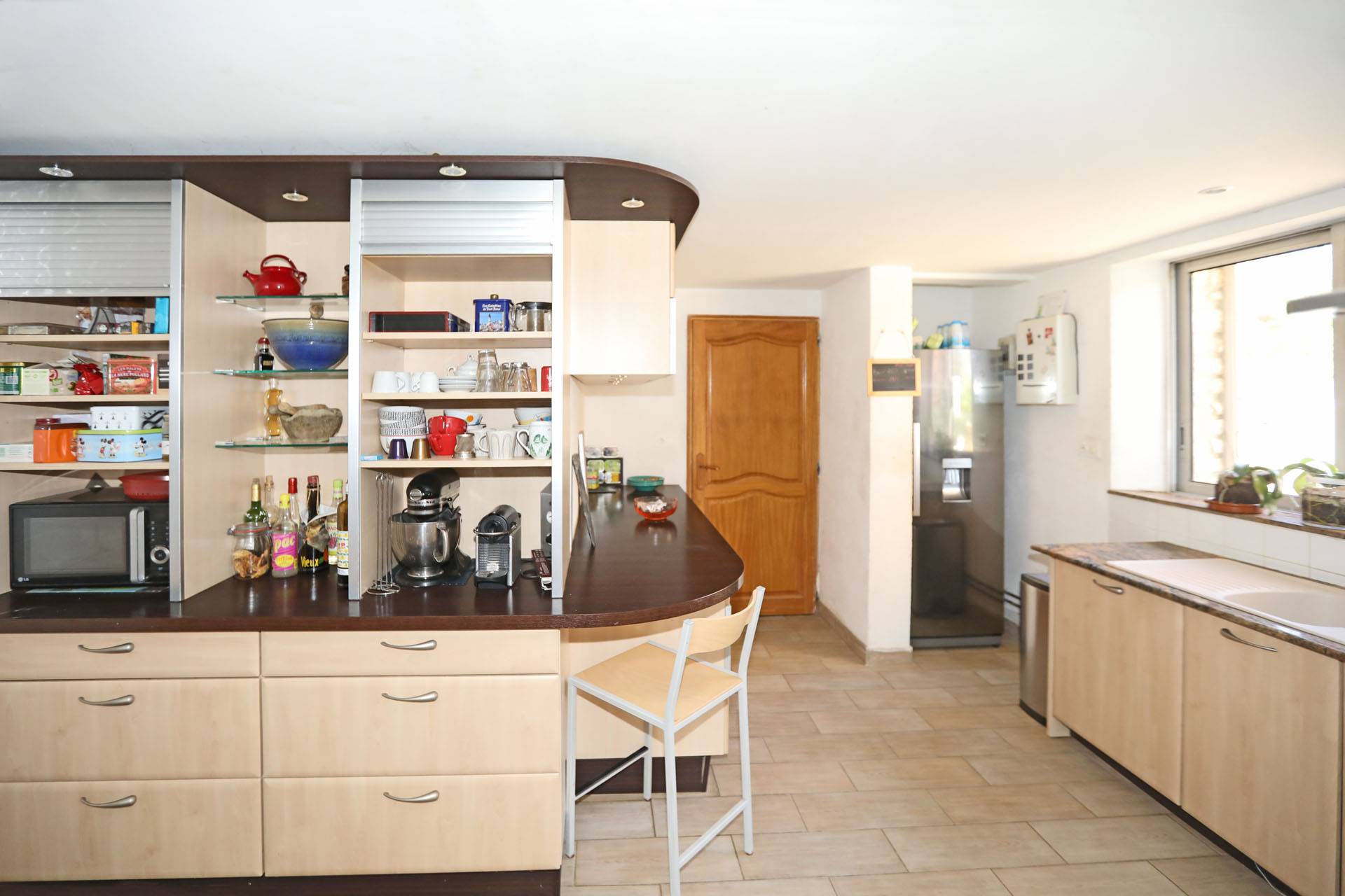 Luberon, maison avec piscine sur plus de 9000m²   