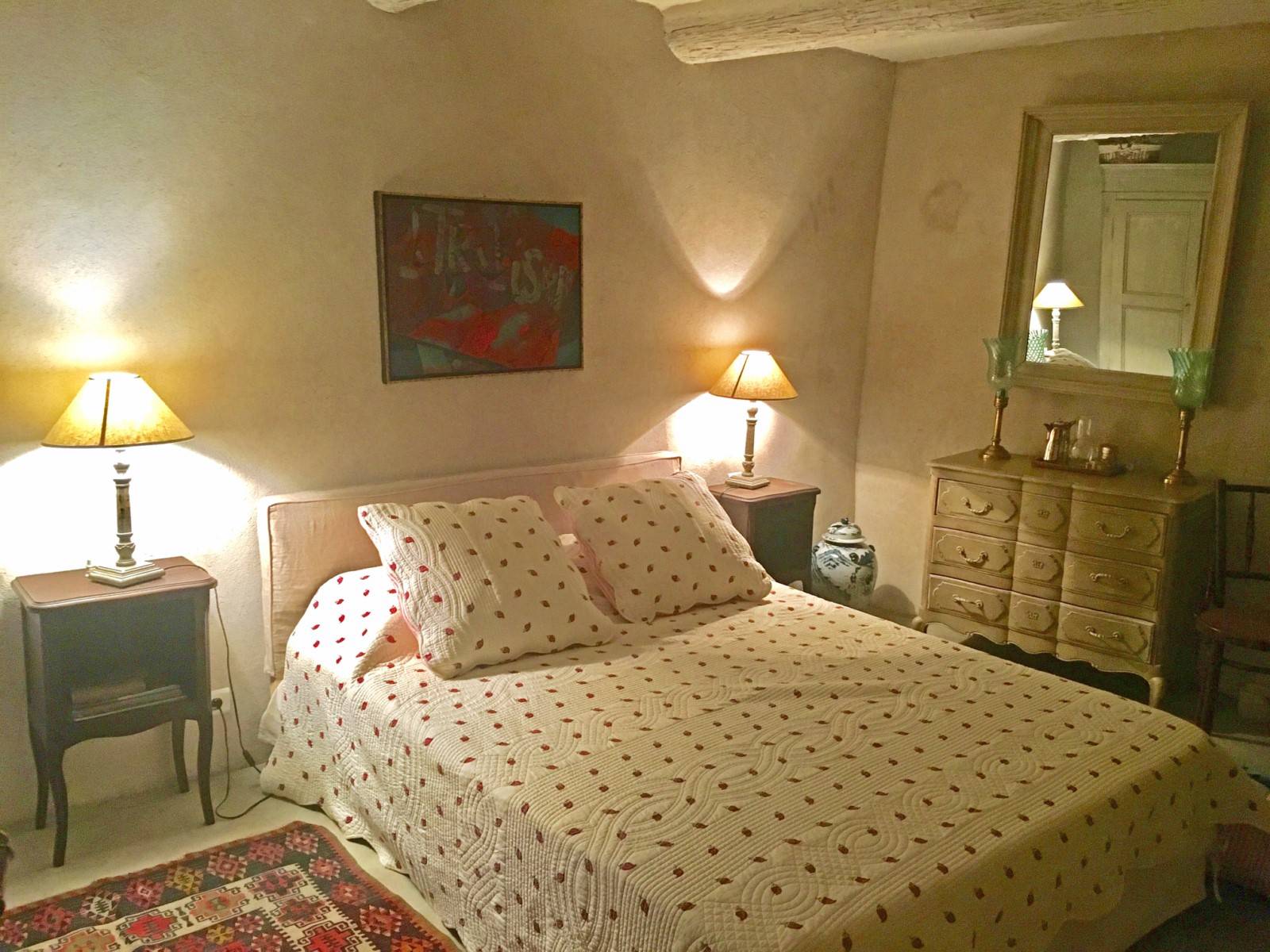 Gordes : maison de village avec jardin et piscine   
