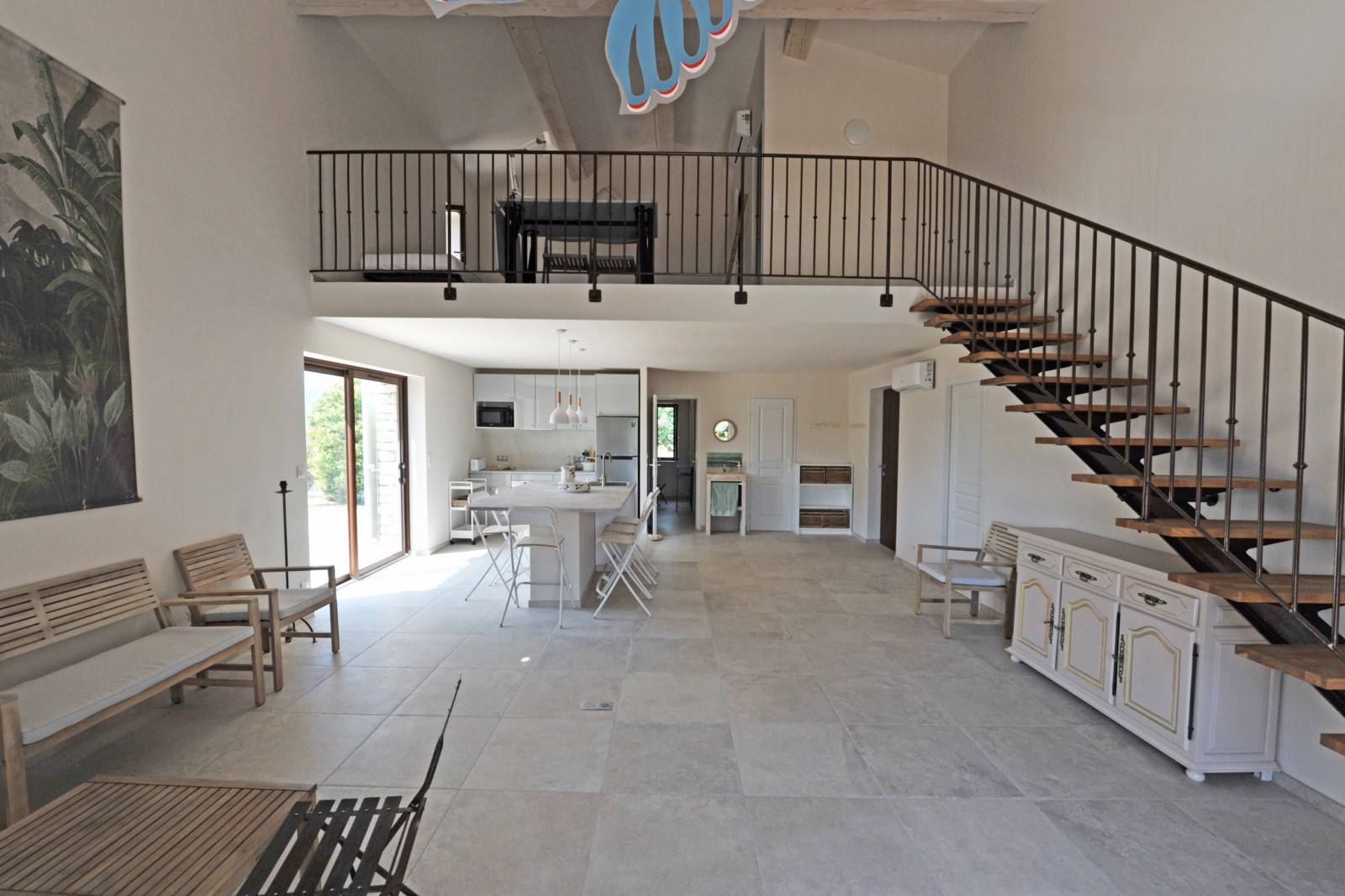 Gordes petit hameau privé avec vues panoramiques   