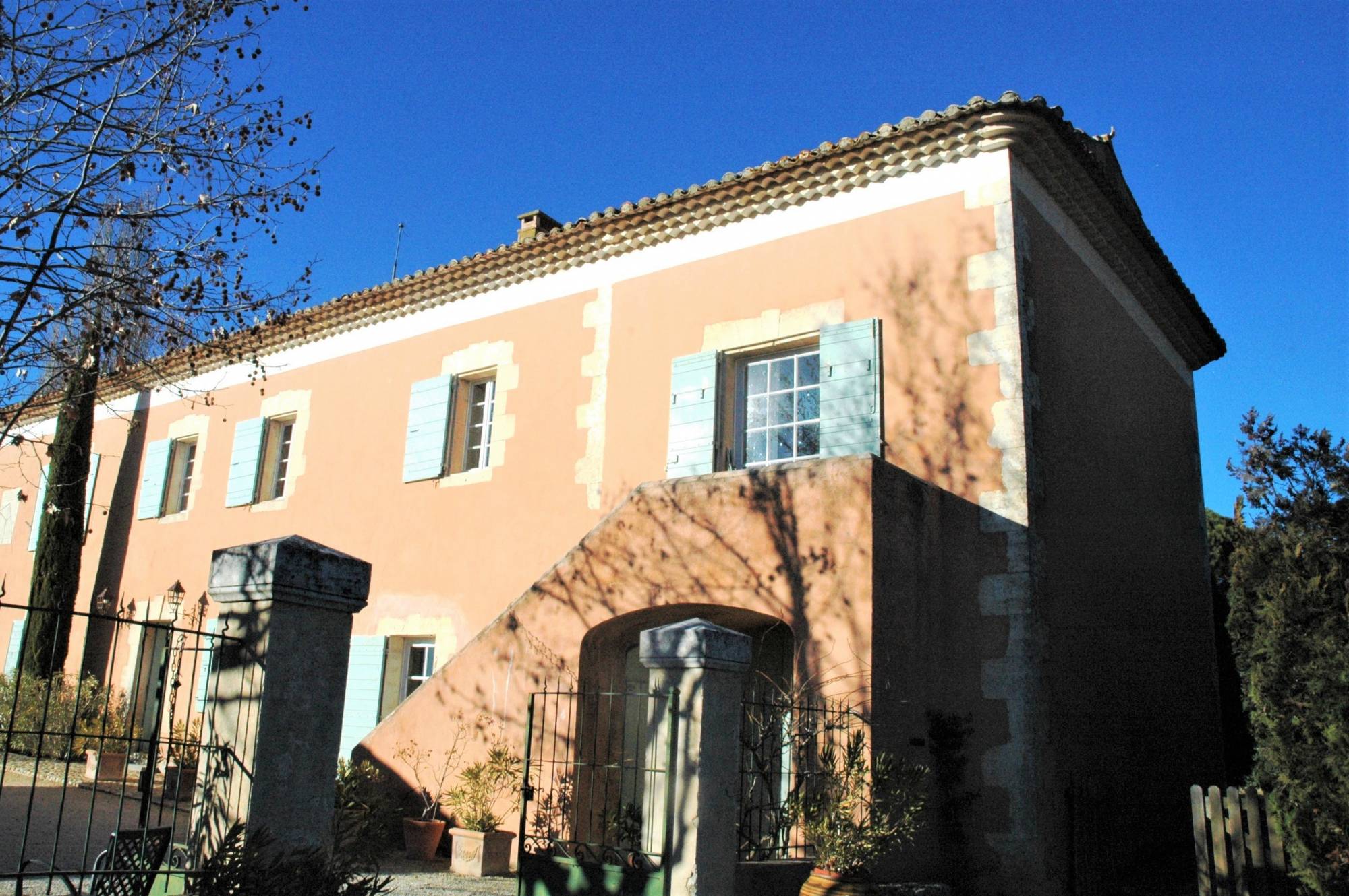 Exclusivité - Bastide XVIIIème siècle face au Luberon   