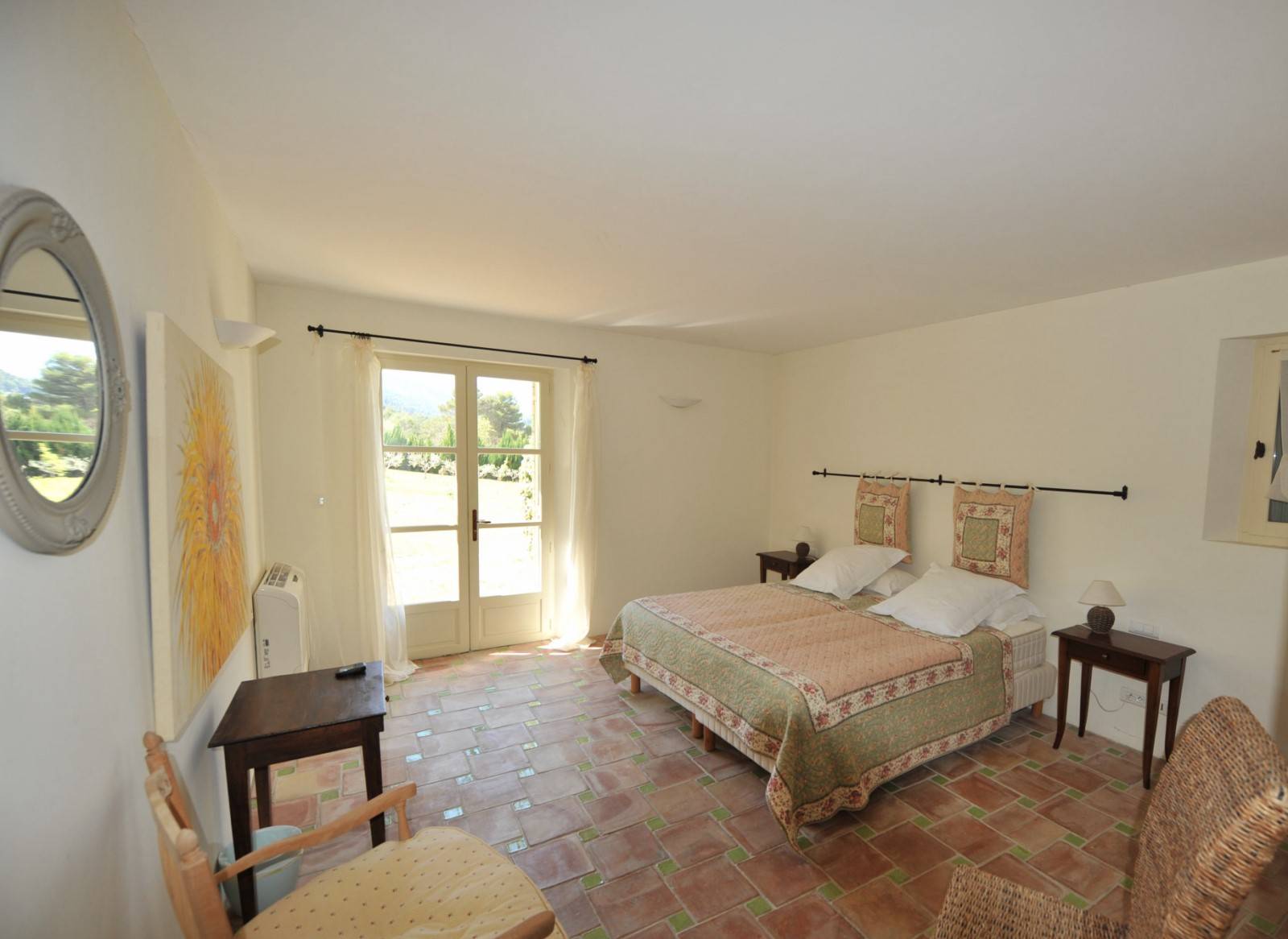 grand mas de charme ancien proche village classé du Luberon   