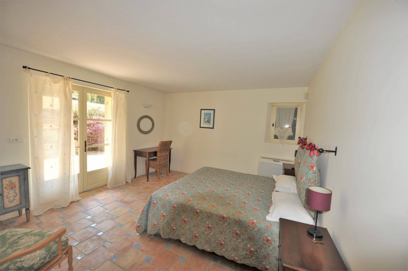 grand mas de charme ancien proche village classé du Luberon   