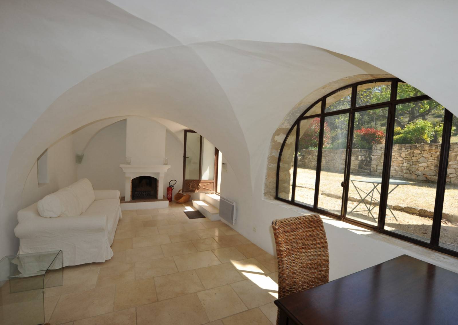 grand mas de charme ancien proche village classé du Luberon   