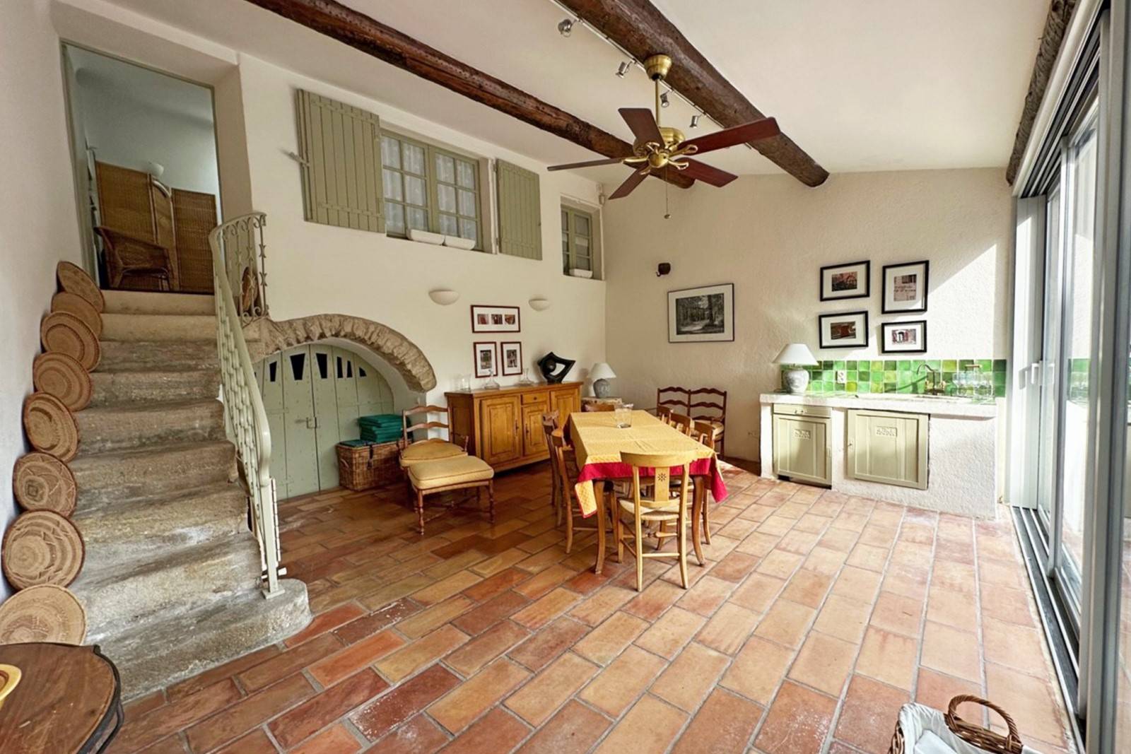 Exclusivité ROSIER à Cabrières d'Avignon   