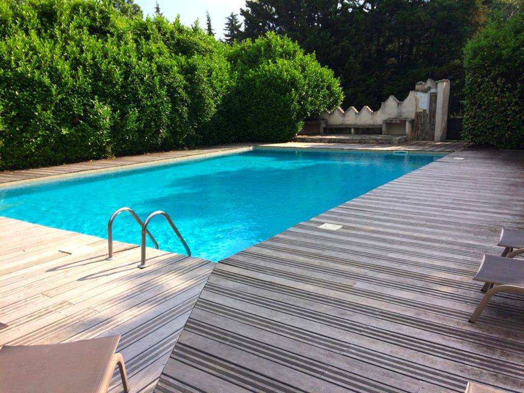 APPARTEMENT T2 AVEC TERRASSE, PARC ET PISCINE   