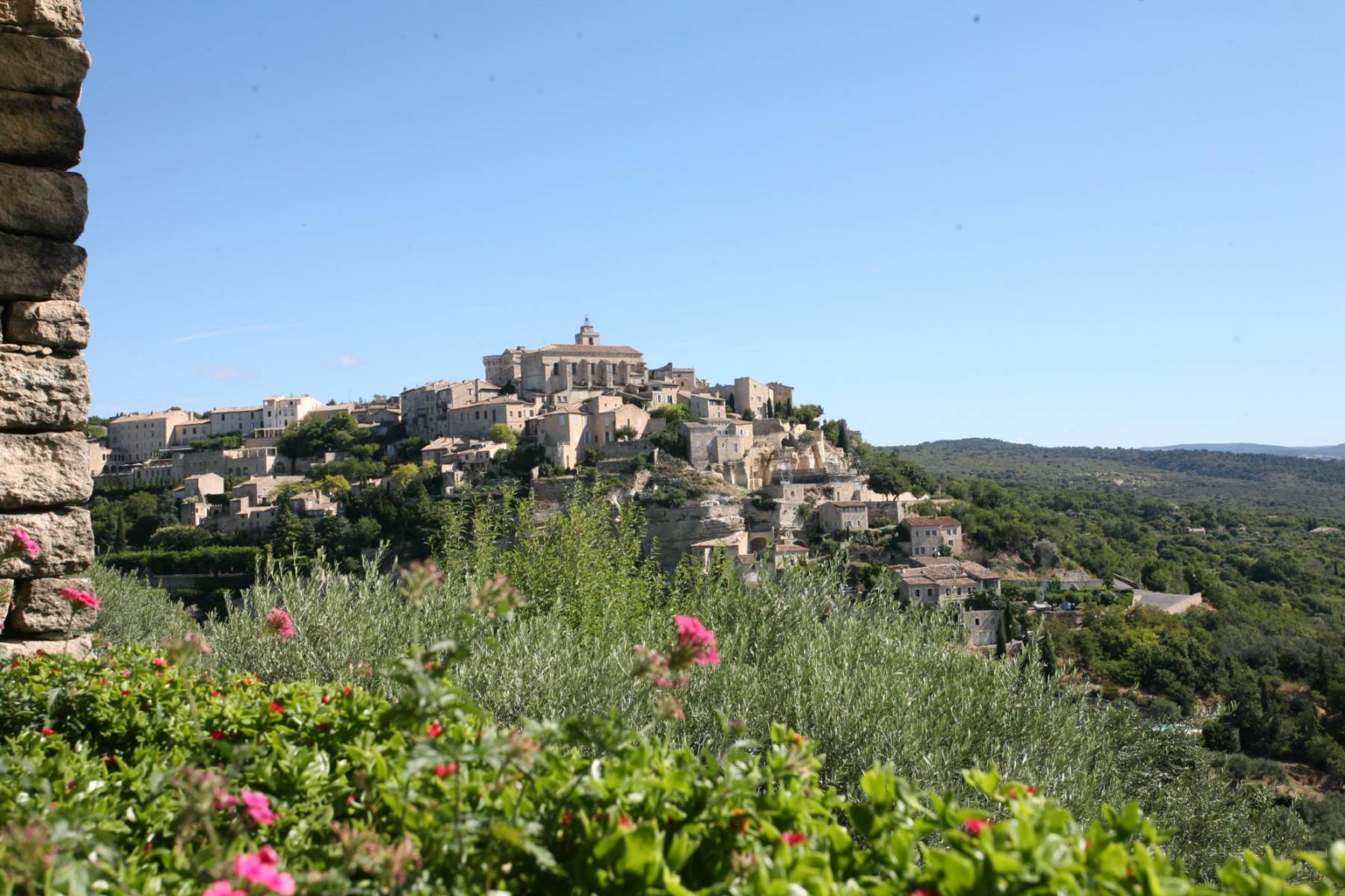 Charmante villa face au village de Gordes   