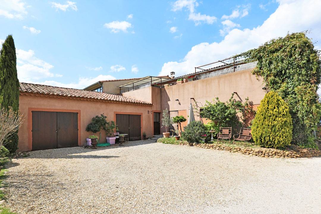 bel appartement au cœur de la vallée du Luberon   
