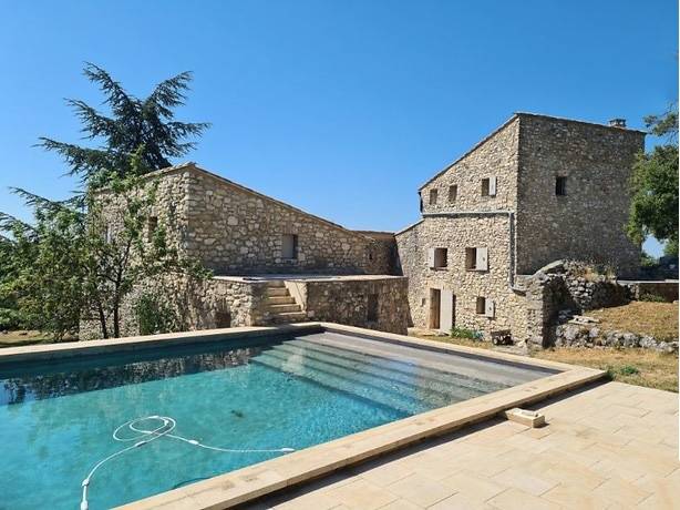 bergerie  du XVIIIème siècle près de Gordes   