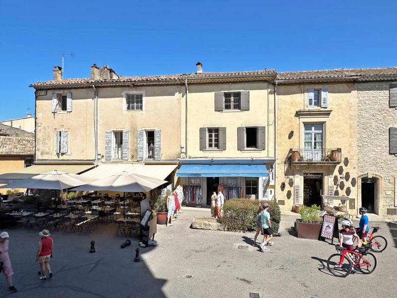 Immeuble de rapport sur 5 niveaux 