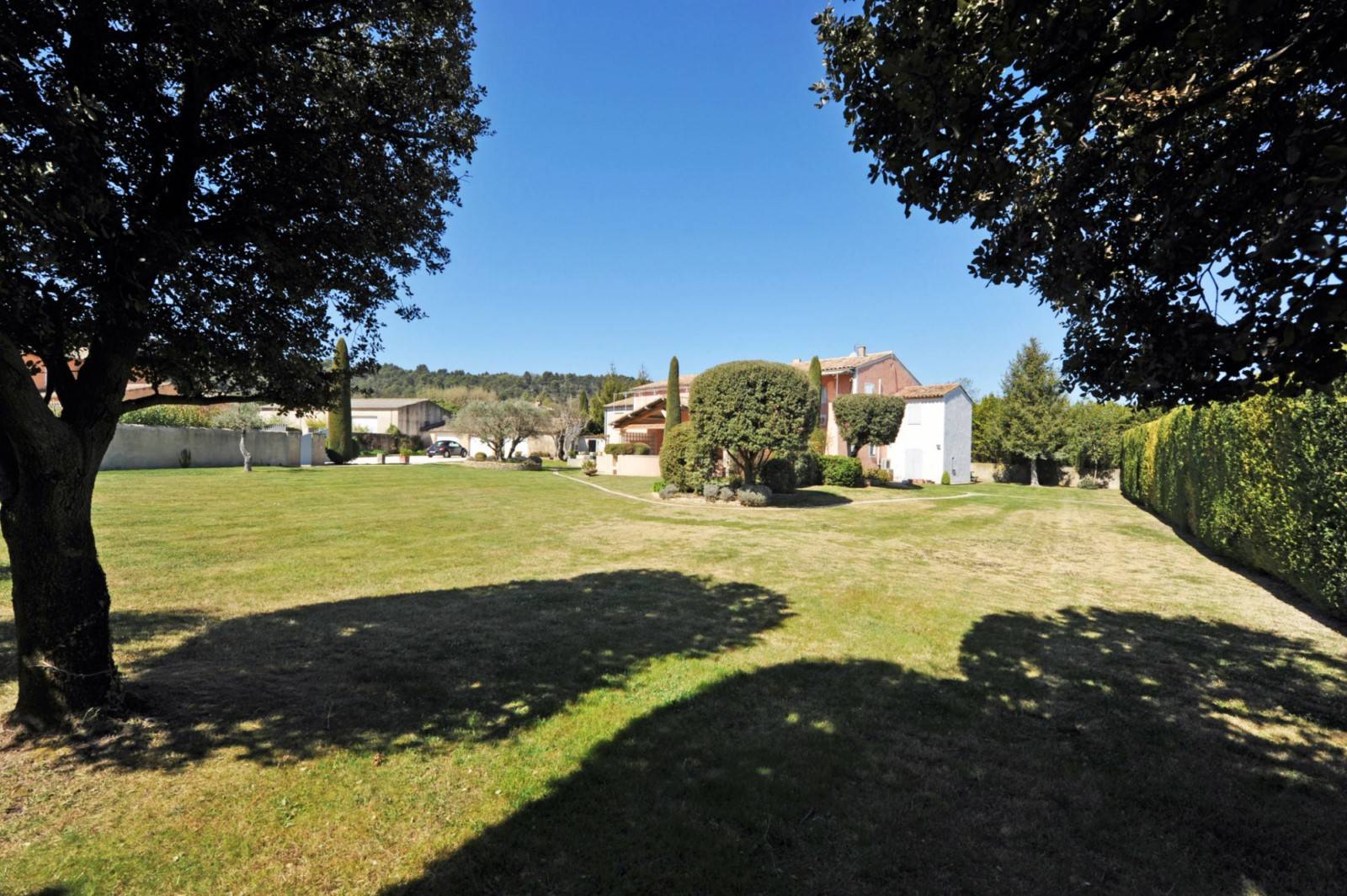 grande maison de famille à Ménerbes   