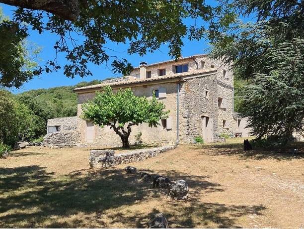 bergerie  du XVIIIème siècle près de Gordes   