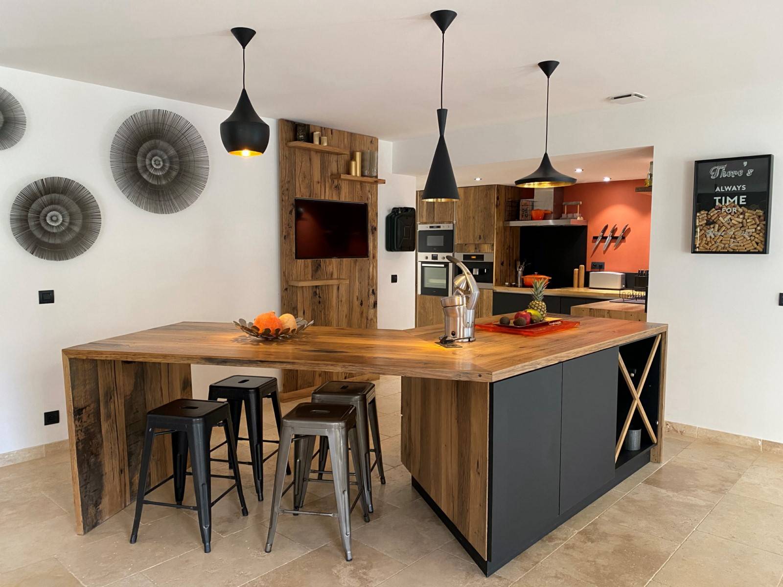 rare maison contemporaine au pied du Luberon   