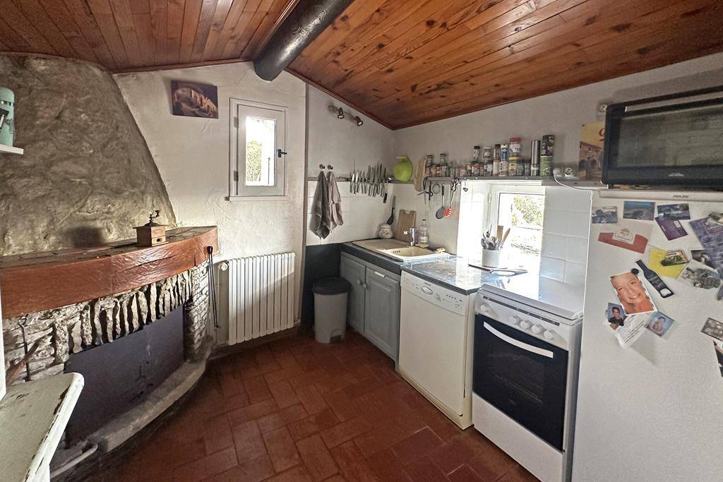 Saint Saturnin les Apt - Vues exceptionnelles    