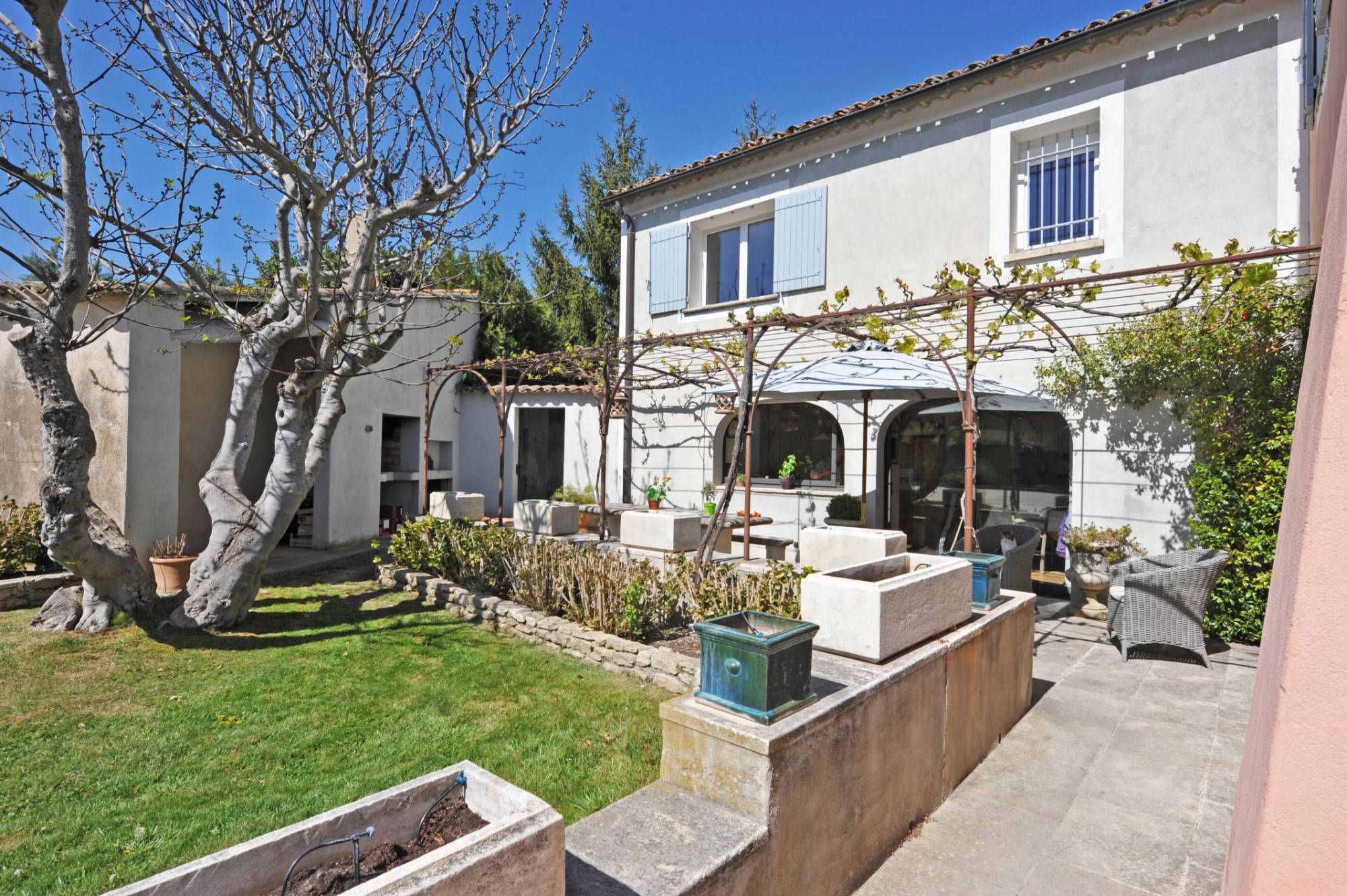 grande maison de famille à Ménerbes   