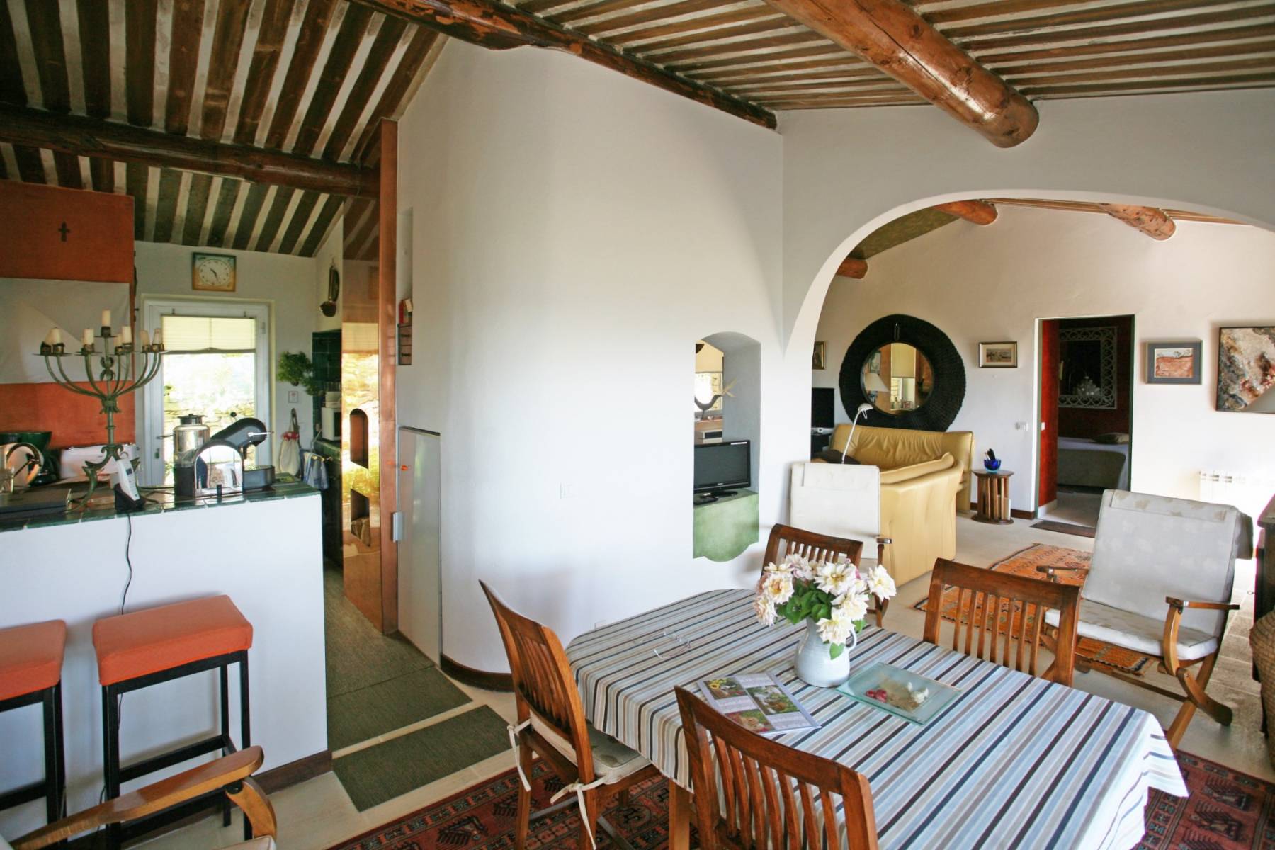 Charmante villa face au village de Gordes   