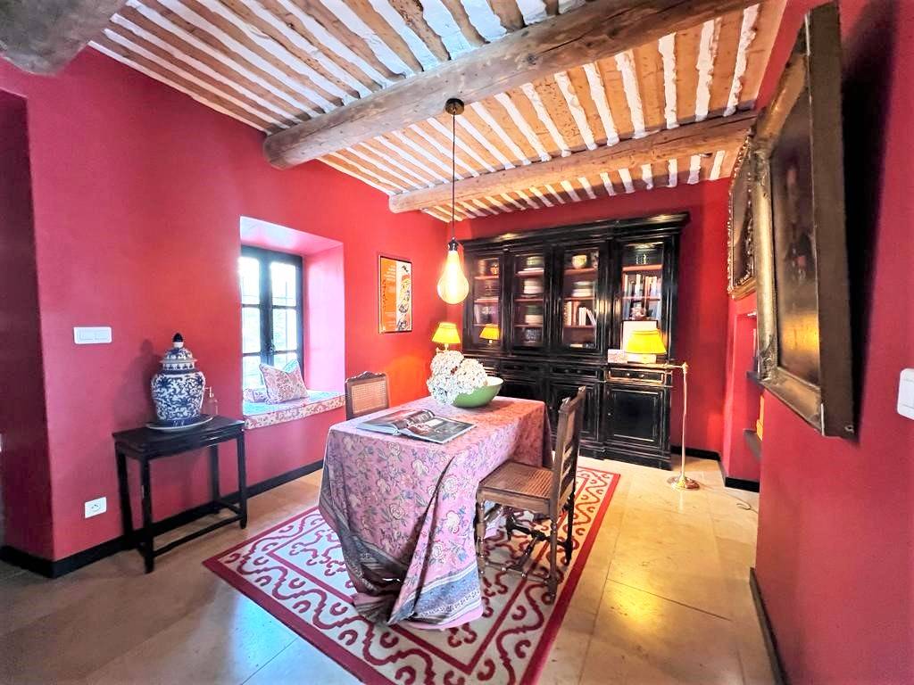 Maison de charme dans hameau de Gordes    