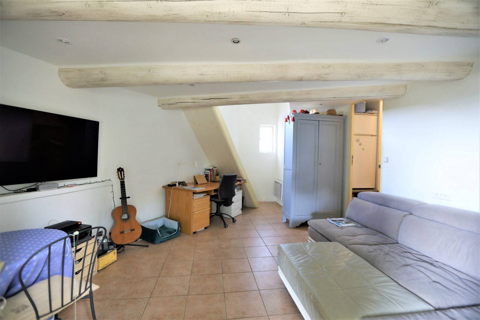 Gordes, villa en pierre avec piscine   