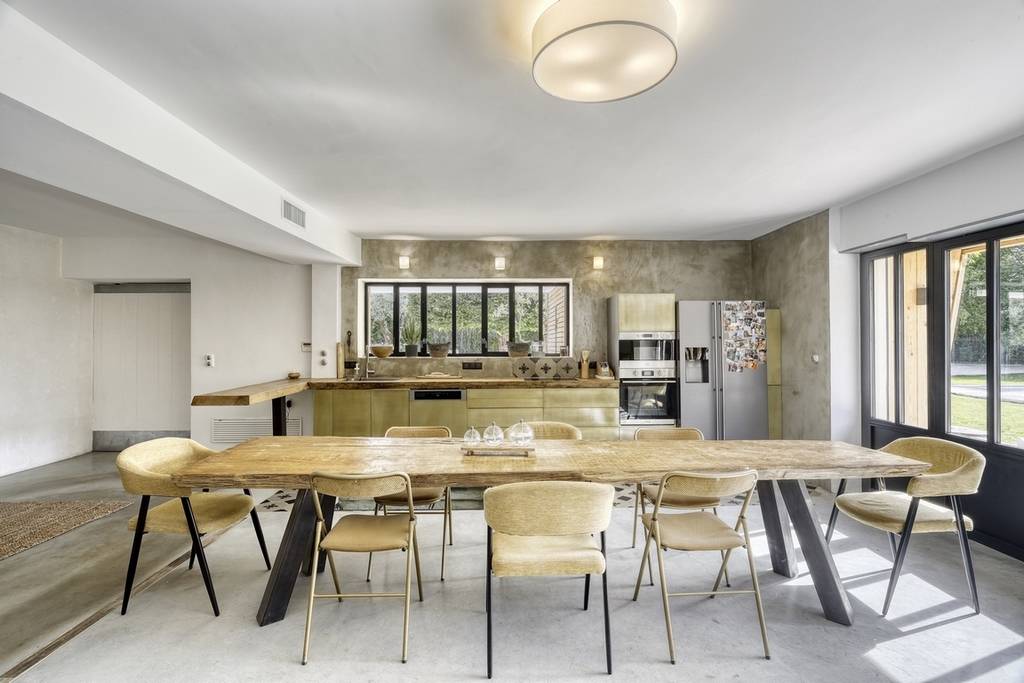 Propriété contemporaine proche de l'Isle-sur-la-Sorgue   