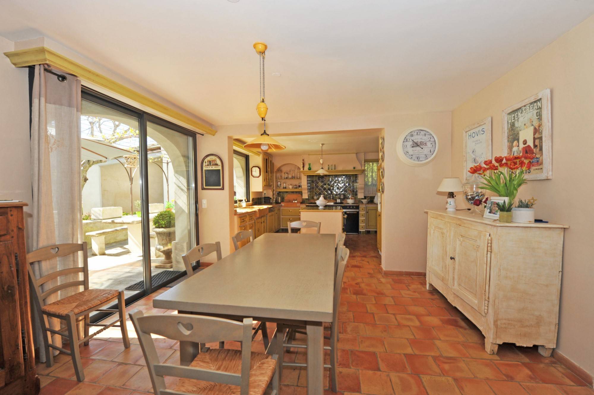 grande maison de famille à Ménerbes   