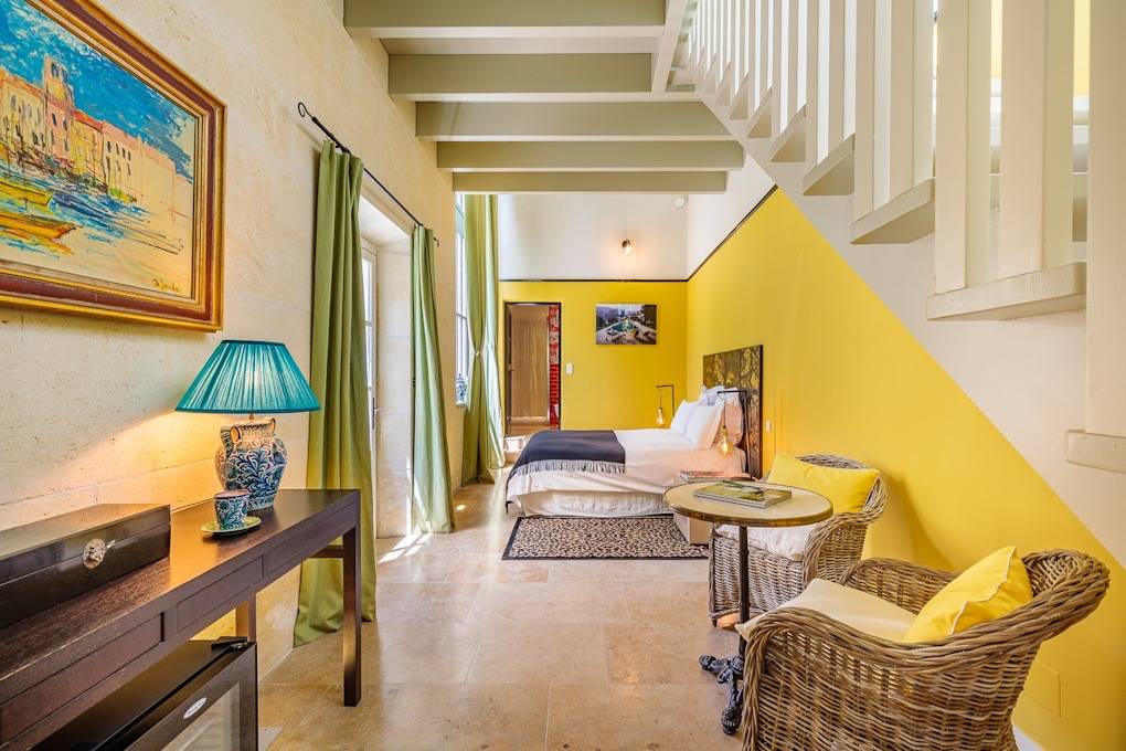Maison de charme dans hameau de Gordes    