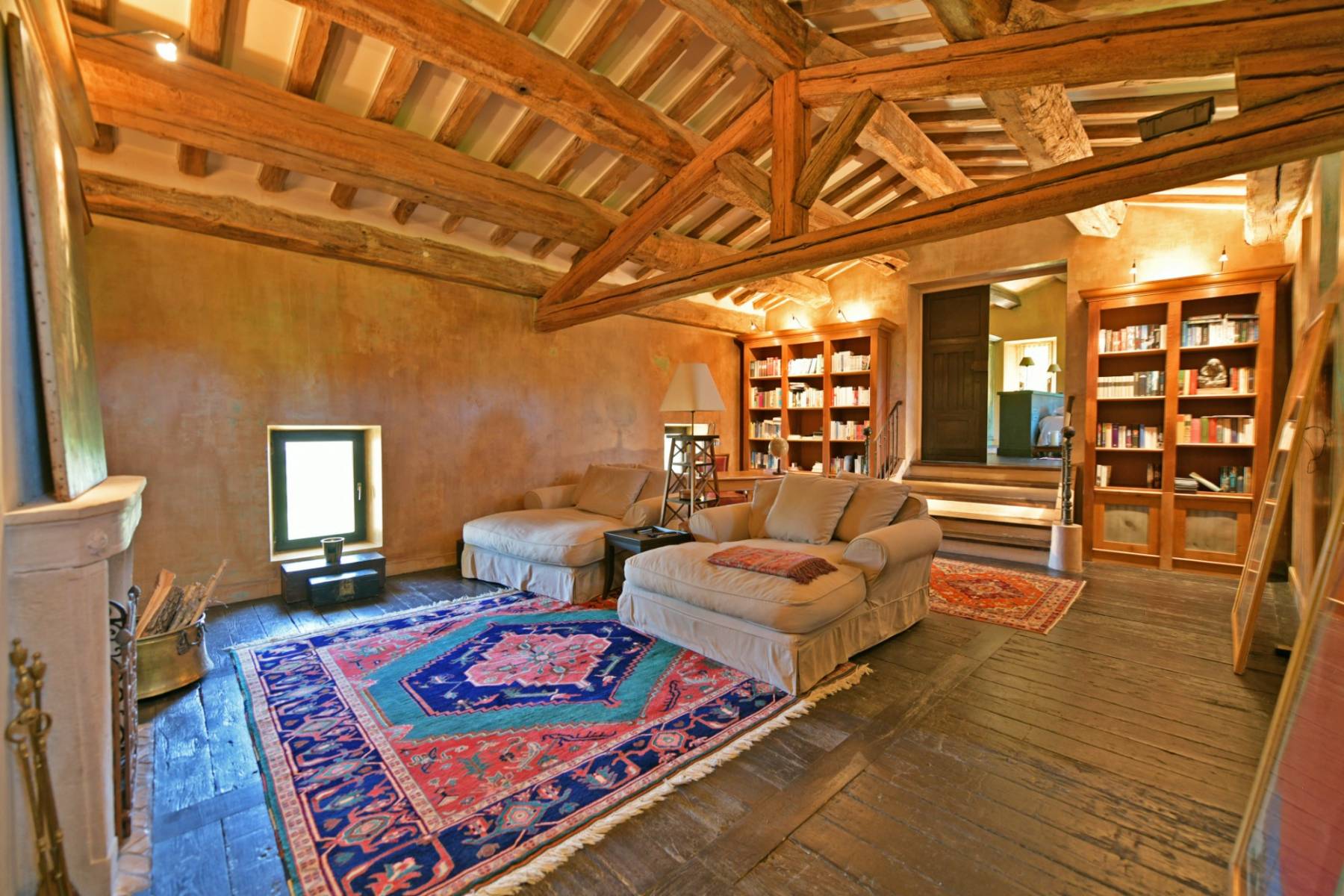 superb TV Room