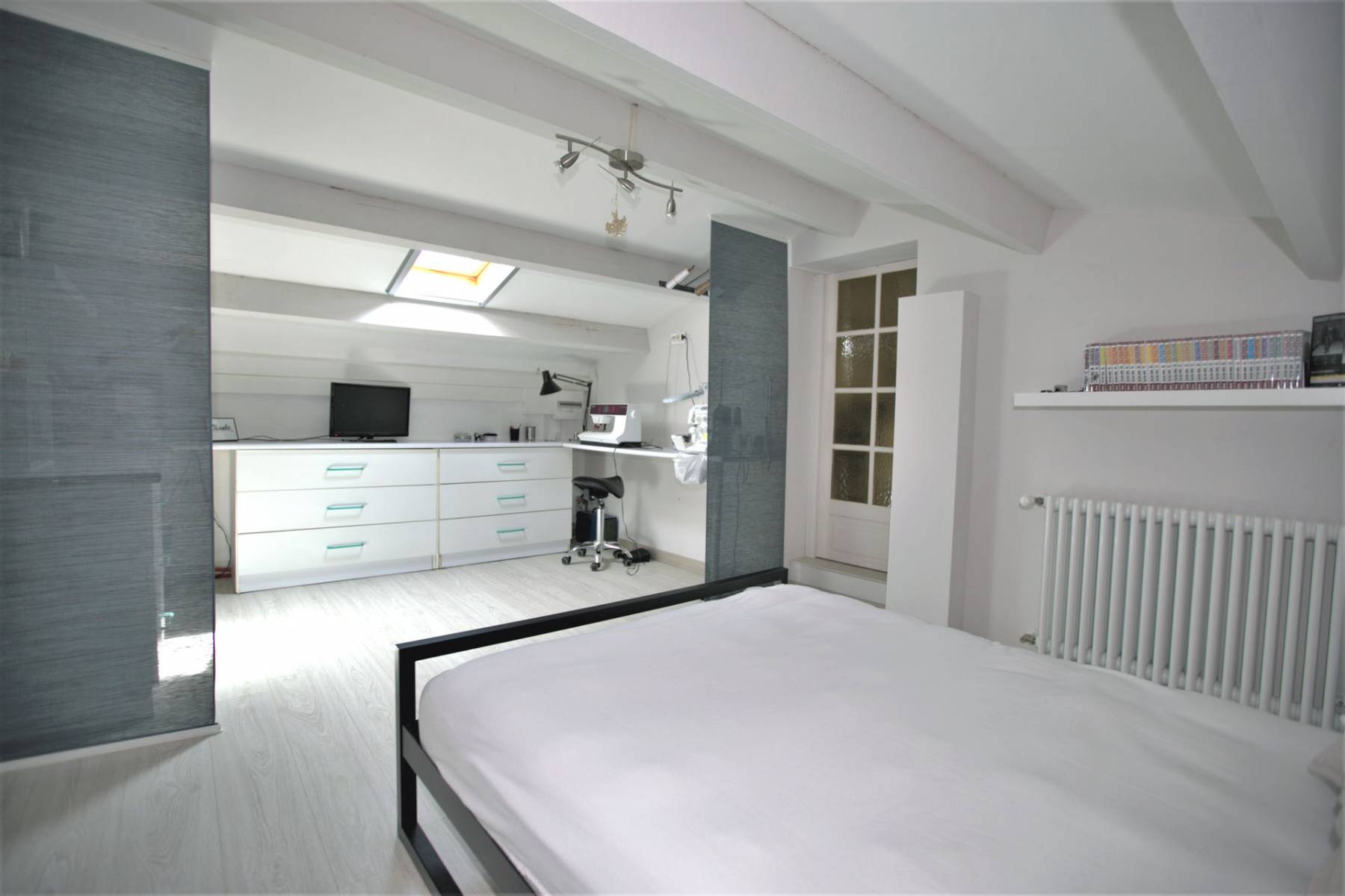 Proche Bonnieux, agréable maison avec piscine et grand garage   