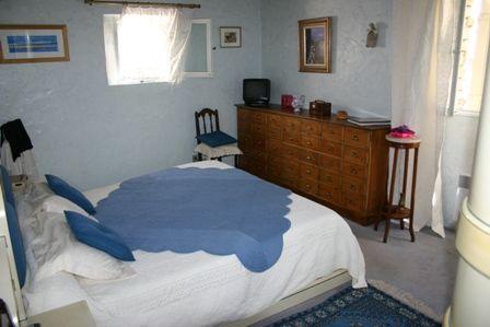 Maison à Gordes sur un terrain de 5670 m² en restanques