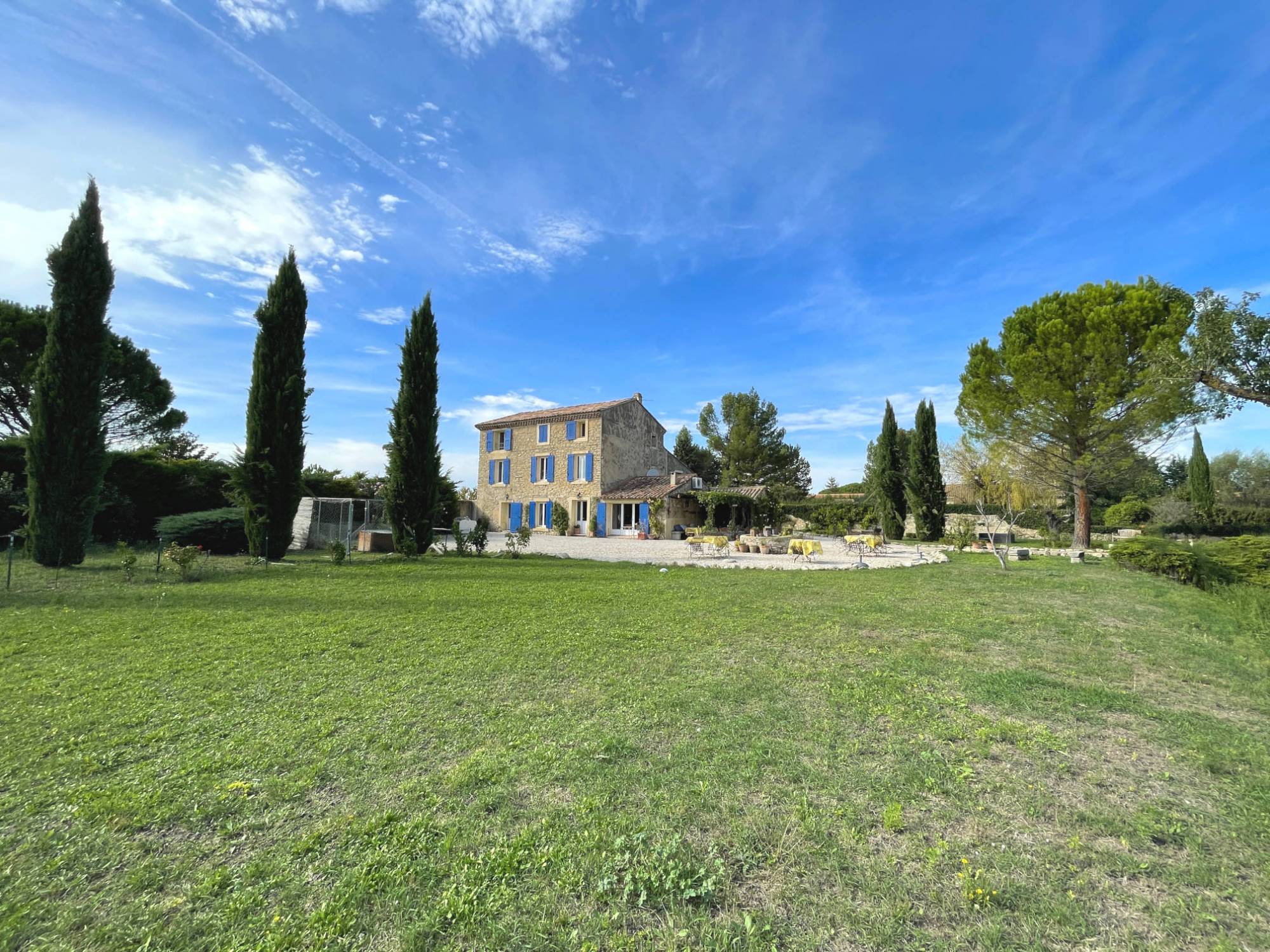 mas proche centre village avec vue sur le Mont Ventoux     