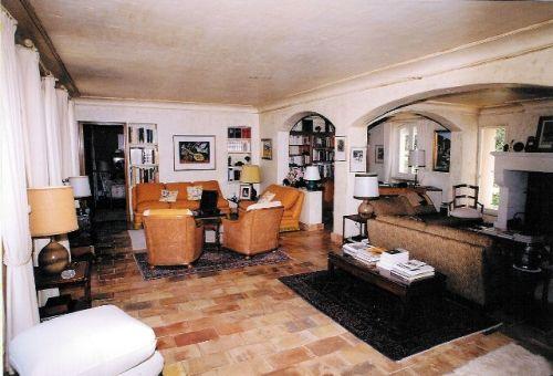 Face au Luberon, superbe maison avec parc paysager de 3100 m².
