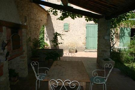 Luberon, Mas début XIXème sur 1 hectare en plaine proche Cavaillon