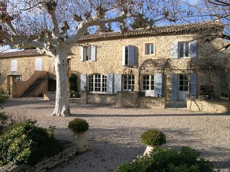 Mas en Provence proche Cavaillon au porte du Luberon