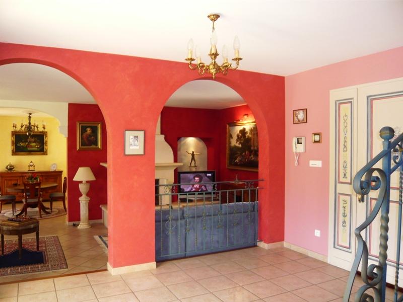 Maison proche Gordes avec piscine et jardin paysagé