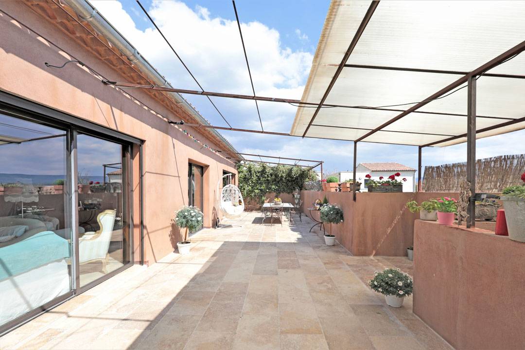 bel appartement au cœur de la vallée du Luberon   