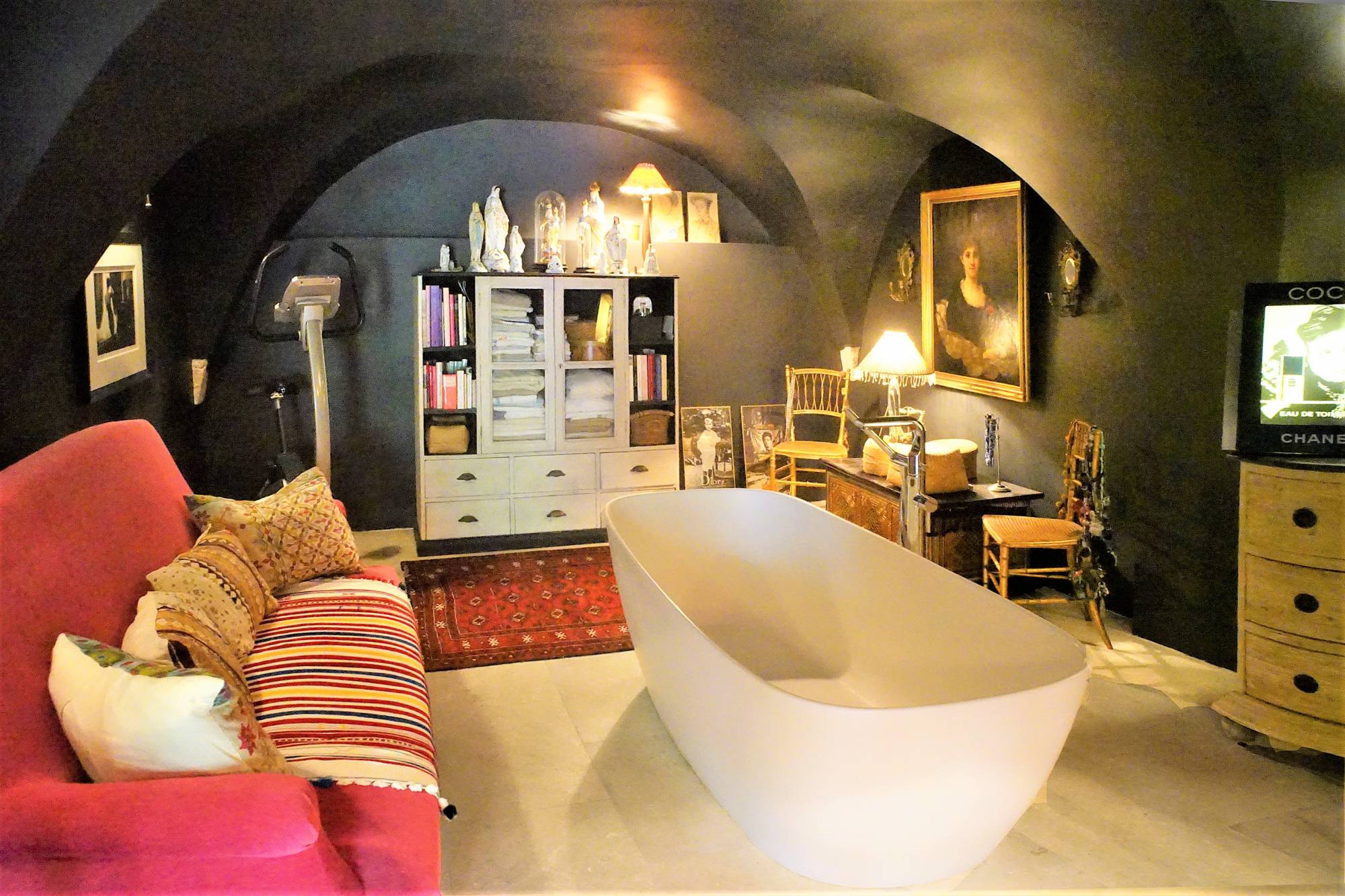 maison de hameau rénovée avec piscine à Gordes  