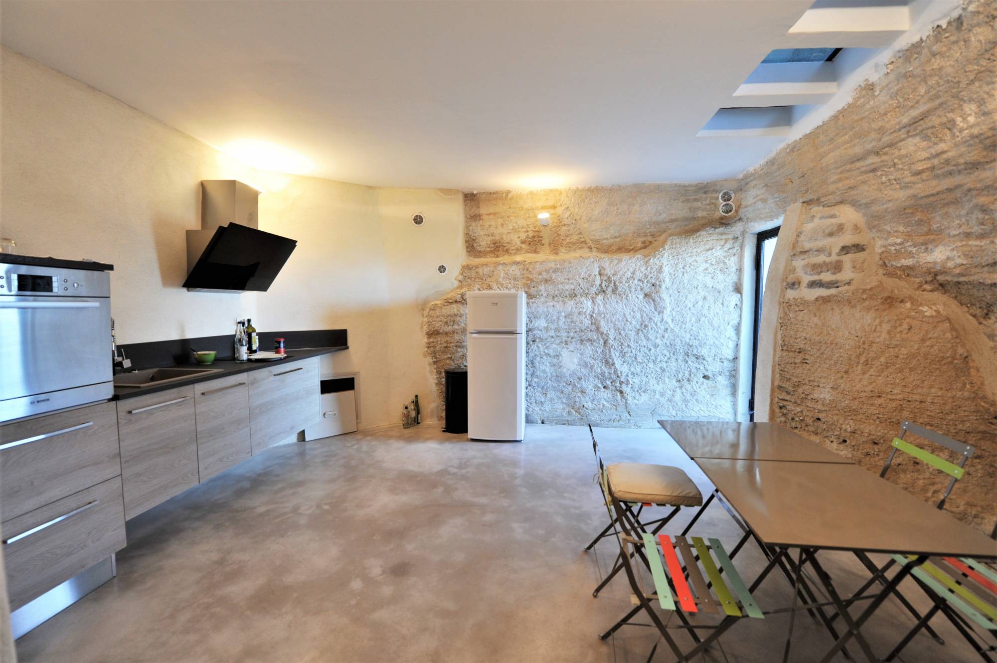 Gordes, maison au coeur du village avec piscine et vue   